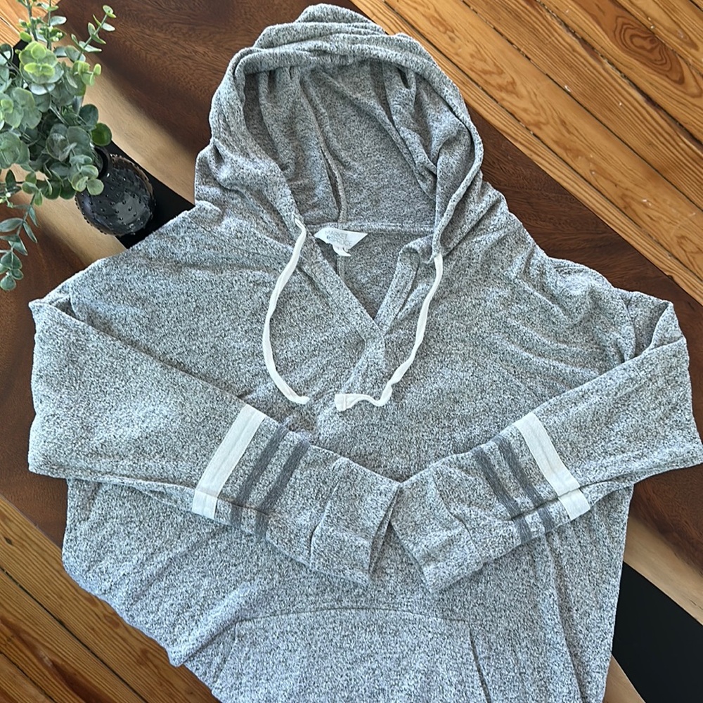 Adorable and Light Hooded Long Sleeve